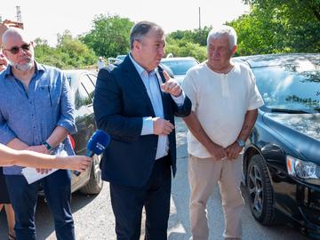 Започнаха ремонт на пътя от 7-ми километър към Лозево