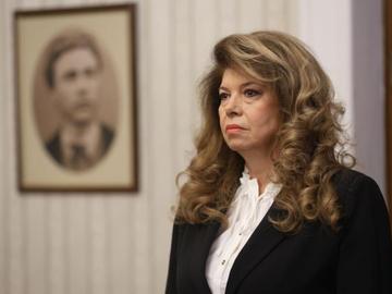 На крачка от редовен кабинет: Президентът връчва първия мандат за съставяне на правителство