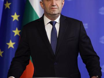 Радев: Няма никакви допълнителни условия по протокола за "Боташ"