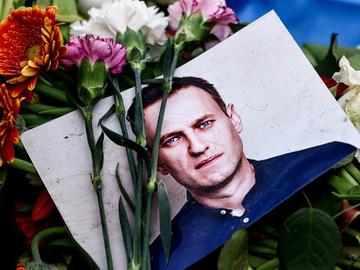 Юлия Навална твърди, че според тестове в лаборатории в две различни държави съпругът й бил отровен