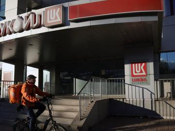 "Гънвор" се отказва от сделката за "Лукойл" след негативен сигнал от Вашингтон