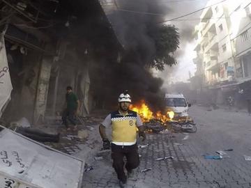 Британски и френски изтребители бомбардираха централната част на Сирия