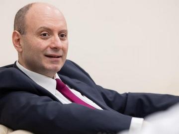 Посланикът на България в ОАЕ: Не съм свързан с никакви полети на Делян Пеевски