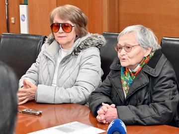Кина Модева и Недялка Иванова поискаха ремонт на пенсионерски клуб №15.