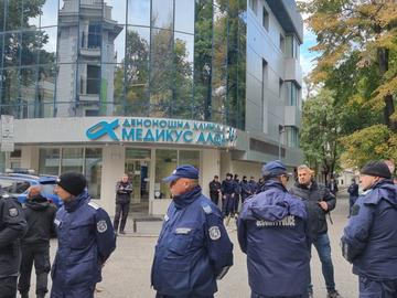 МЗ отне лиценза за лечебна дейност на "Медикус Алфа", в която издъхна 6-годишния Ангел