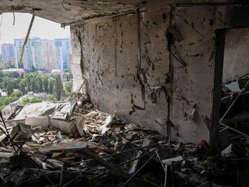 Одеса е подложена на нападение с дронове, силни взривове отекнаха в града, съобщи кметът