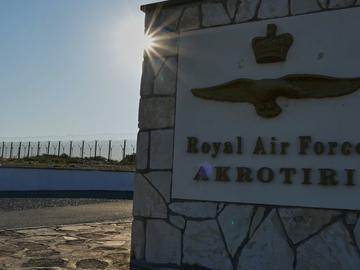 Великобритания разреши на САЩ да използват нейни бази за удари по Иран