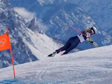 Съкрушително: Линдзи Вон падна тежко след 12 секунди спускане на Олимпиадата