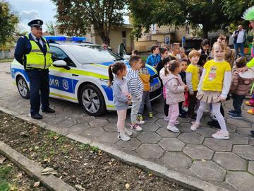 Нова площадка за пътна безопасност имат децата в ДГ „Зорница“ в Нови пазар