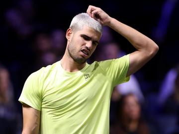 Среднощна драма изхвърли сензационно световния №1 от Мастърса в Париж