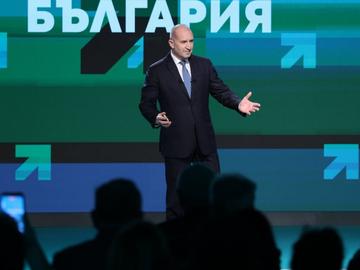 Радев представи програмата си: Изкуствен интелект за контрол и конфискация на незаконно имущество
