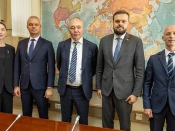 Костадинов от Москва: Само "Възраждане" може да възстанови връзките с Русия