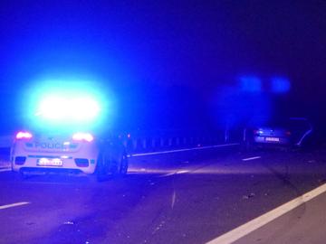 Лек автомобил и камион се удариха край Веселиново