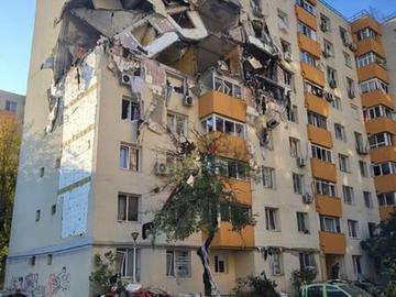 Двама загинаха, а десетки са ранени при силна експлозия в Букурещ