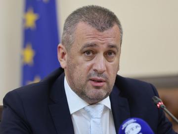 Министър Пеев: Европейската прокуратура разследва 17 железопътни проекта