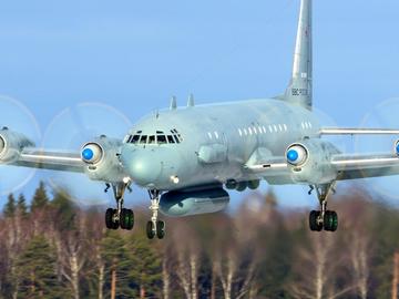 Полски изтребители прехванаха руски самолет над Балтийско море