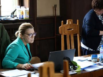 Отстраниха председател на СИК в Бургаско след сигнал за употреба на алкохол