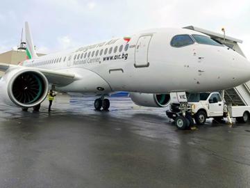 Самолет на "България Еър" от Дубай кацна във Варна