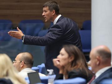 Ивелин Михайлов: Ще направят така, да не може да извършваме политическа дейност