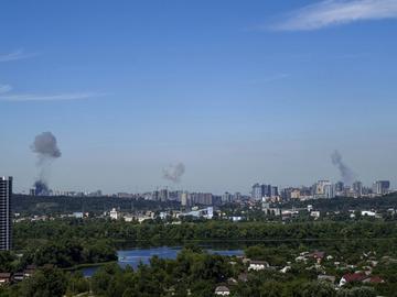 Украйна заяви, че тази нощ е отблъснала най-голямата руска въздушна атака от месеци насам