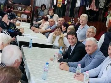 Крум Зарков бе в Нови пазар за избора на нов общински лидер