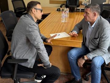 Привикаха Бербатов в МВР заради пистолет в колата му, наложиха му максимална глоба