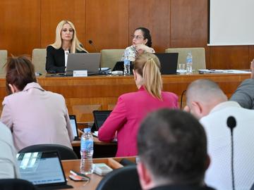 Отложиха решението за цената на таксиметровите услуги в Шумен