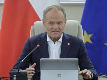 Туск: Заплахата на Тръмп за излизане от НАТО е "планът мечта на Путин“