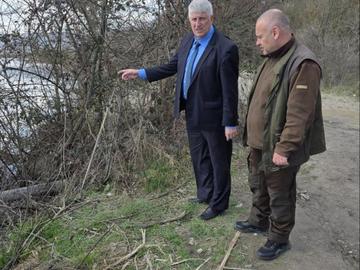 Намериха мъртва риба в яз. „Дибич“