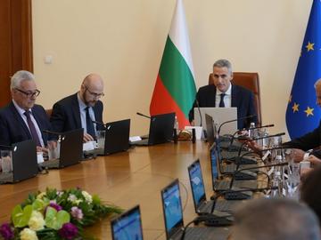 Служебният кабинет отпуска 65 млн. евро за изборите