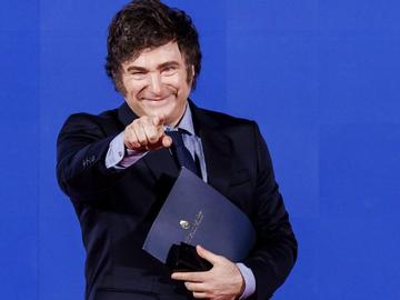 "Фолклендите са аржентински", заяви Милей, като обеща санкции
