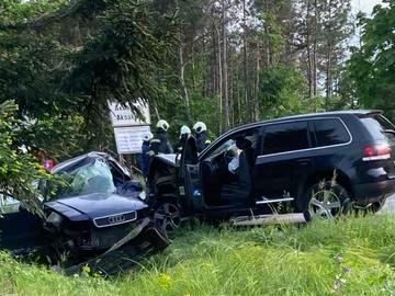 Мъж загина, а двама души са в болница след катастрофа с автомобил на НСО край Аксаково