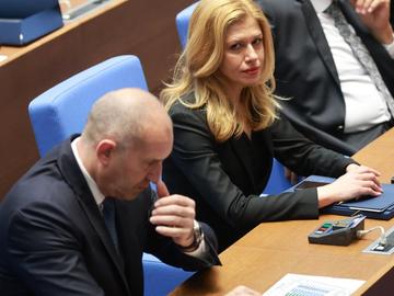 Михаела Доцова от "Прогресивна България" е новият председател на парламента