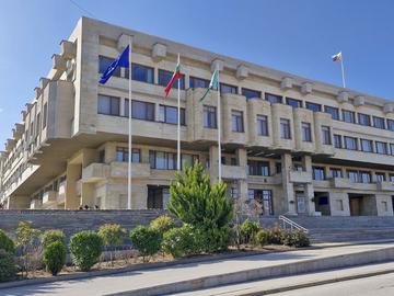 Община Шумен вдига наемите на политическите партии и сдруженията с идеална цел