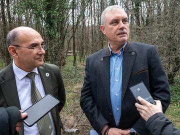 Пред журналисти днес говориха днес директорите на Североизточното държавно предприятие инж. Цветелин Миланов и на РДГ-Шумен инж. Емил Гелов