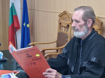 Съдия Димчо Луков се оттегли след 25 години служба в Окръжен съд–Шумен
