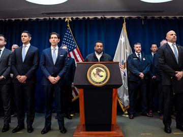 Скандал с "черно тото" и мафиотски покер в НБА, арестуваха член на Залата на славата