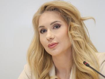 Мария Филипова е избраничката за заместник на омбудсмана и потенциален служебен премиер