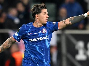 Нови трусове в Челси - треньорът извади от състава звездата заради "преминати граници"