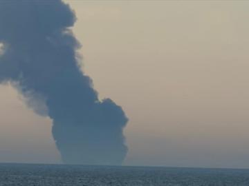 Морски дрон е атакувал танкер на руския "сенчест флот" в Черно море, заяви Турция