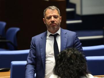 Добрев: Съкращаваме 10 500 незаети бройки в администрацията и спестяваме 500 млн. евро