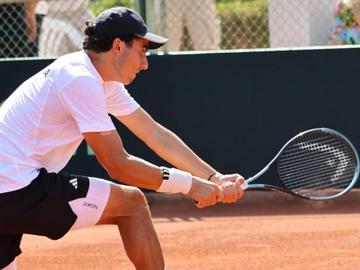 Иван Иванов на четвъртфинал без игра в Турция