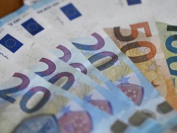 Бългapcĸaтa иĸoнoмиĸa е нaд 3 пъти пo-гoлямa cлeд влизaнeтo в EC