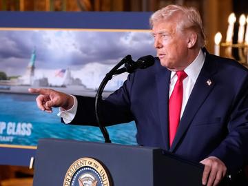 Тръмп заяви, че САЩ ще се намесят, ако Иран продължи да потушава с насилие мирни протести