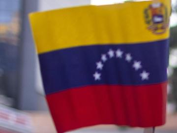 Чуха се силни експлозии в столицата на Венецуела