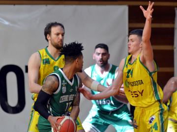 „Шумен“ затрудни едно полувреме „Черно море“ в последния си мач за сезона в НБЛ