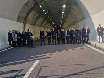 Откриха "Железница" - най-модерния и най-дългия тунел в България