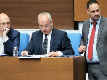 Парламентът прие рамката на Бюджет 2026 с дефицит от 5,7%