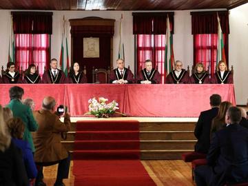 КС чества 35 г. от създаването си с тържество за Конституцията във Велико Търново