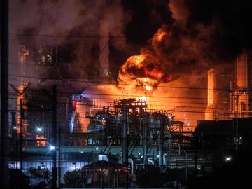 Дронове поразиха летището в Кувейт, Израел и Иран си разменят ракети